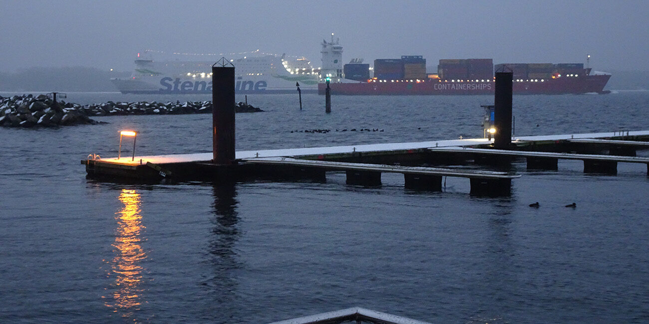 Nachtstimmung auf JanaHausboot